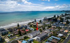 Coastal Paradise - Orewa Holiday Home